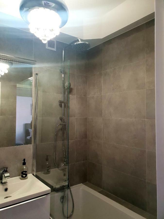 Apartament Altepost ジャリ エクステリア 写真