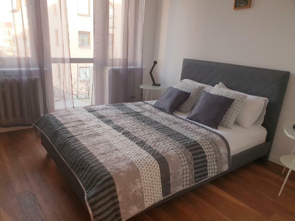 Apartament Altepost ジャリ エクステリア 写真