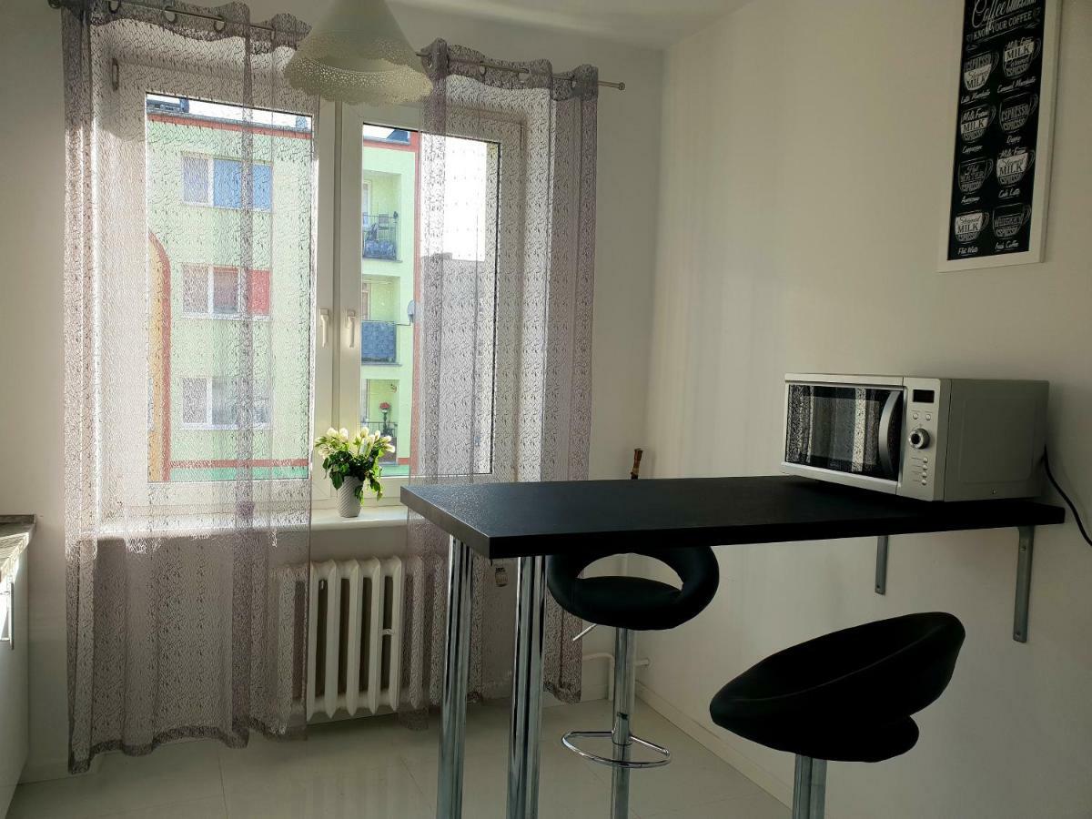 Apartament Altepost ジャリ エクステリア 写真